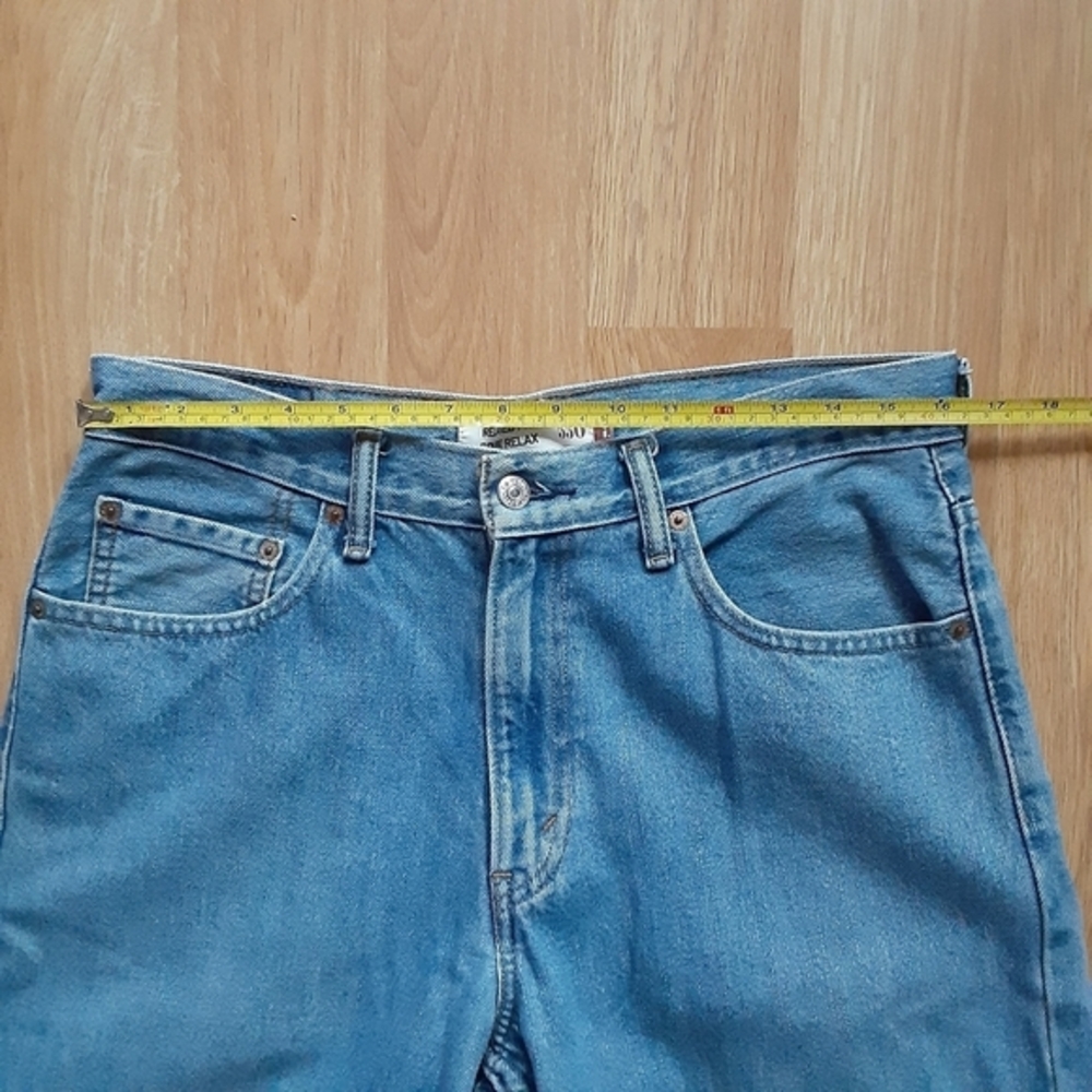 Levi's 550 Relaxed fit jeans,medium stonewash color,men's W33 L34 - Picture 6 of 16